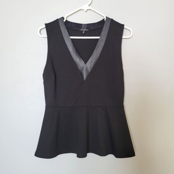 Black Empire Waist Tank Top Women's Medium - Picture 2 of 10